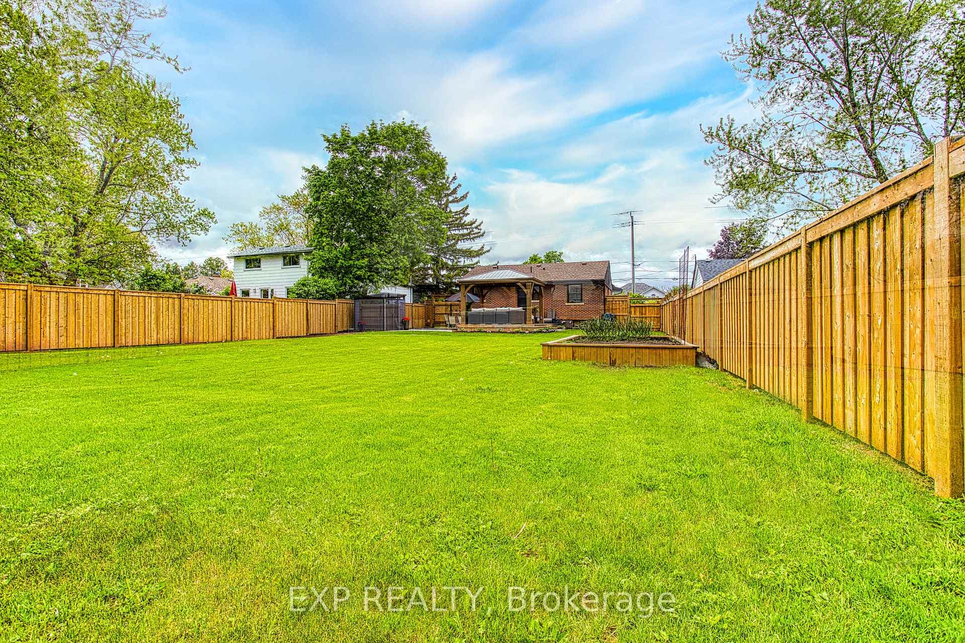 296 Winona Road photo 44
