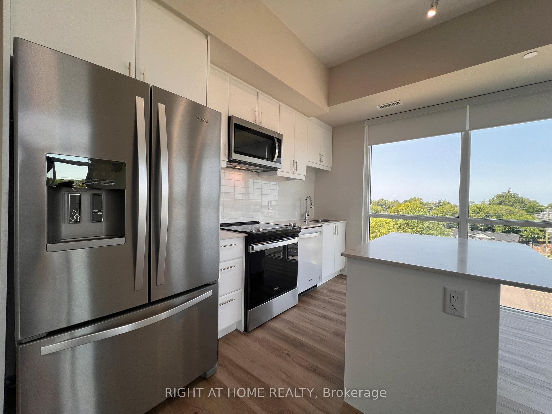 50 HERRICK Avenue Unit UP 18 photo 14