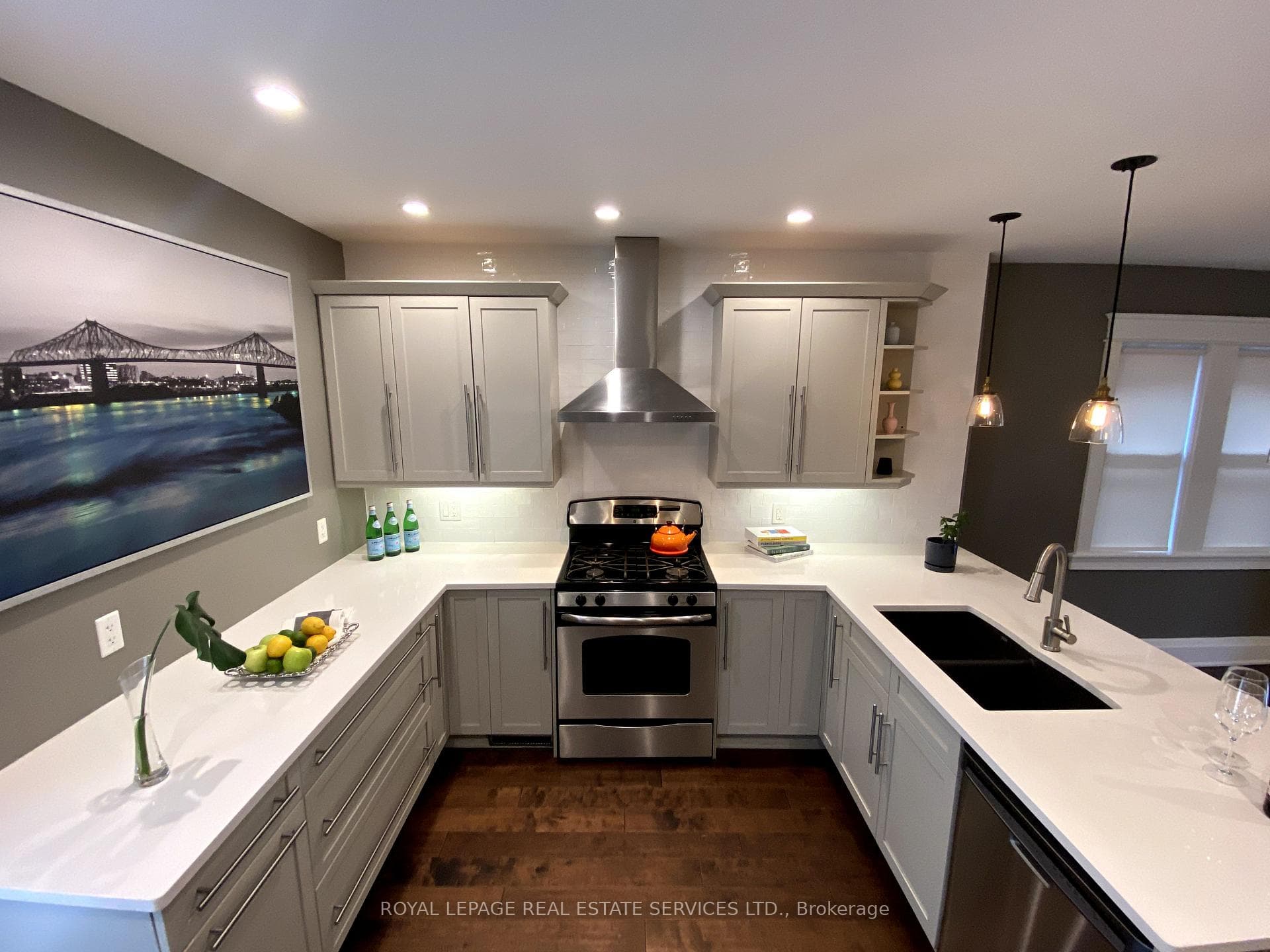 39 Gifford Street photo 15