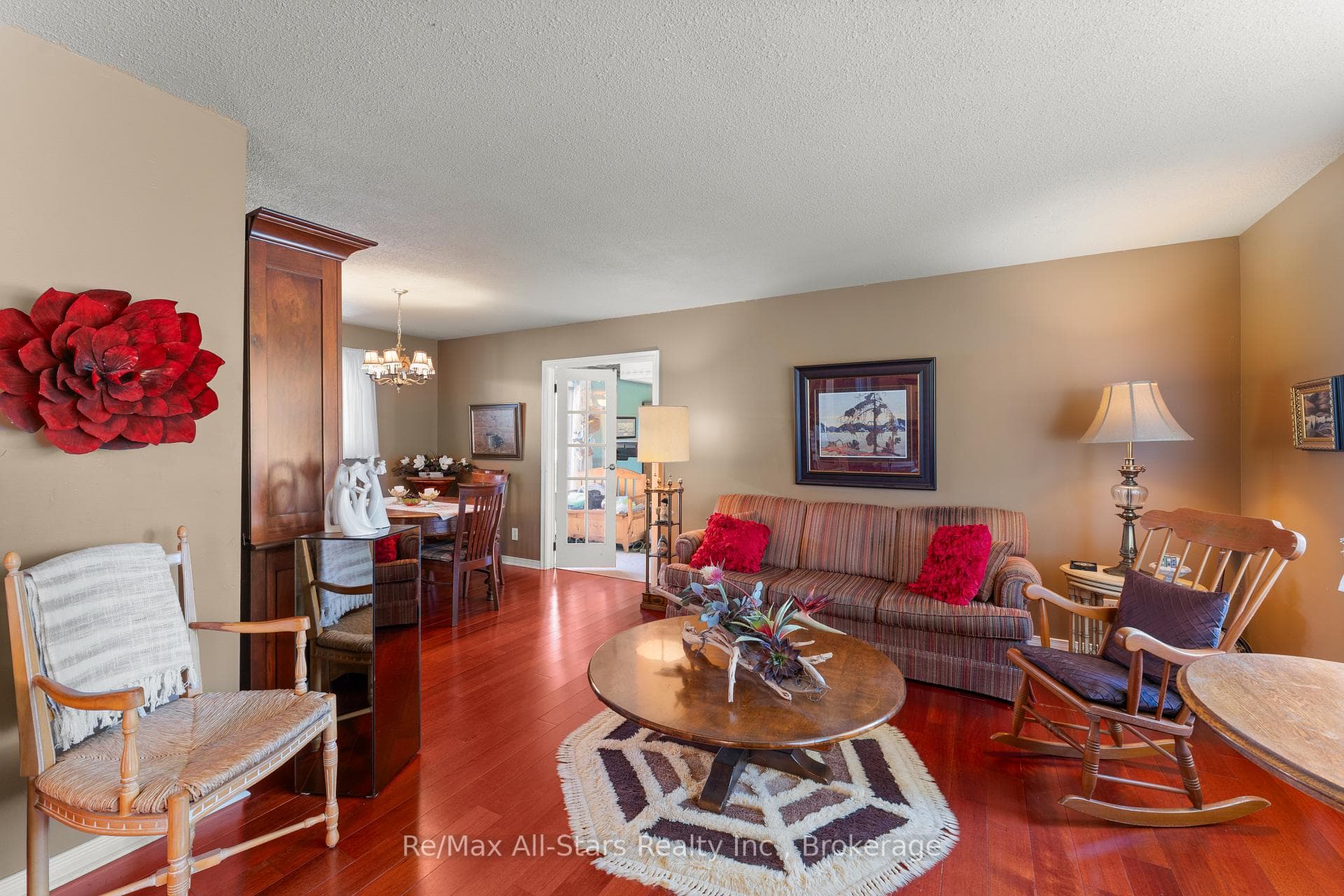 19 Janet Drive photo 8