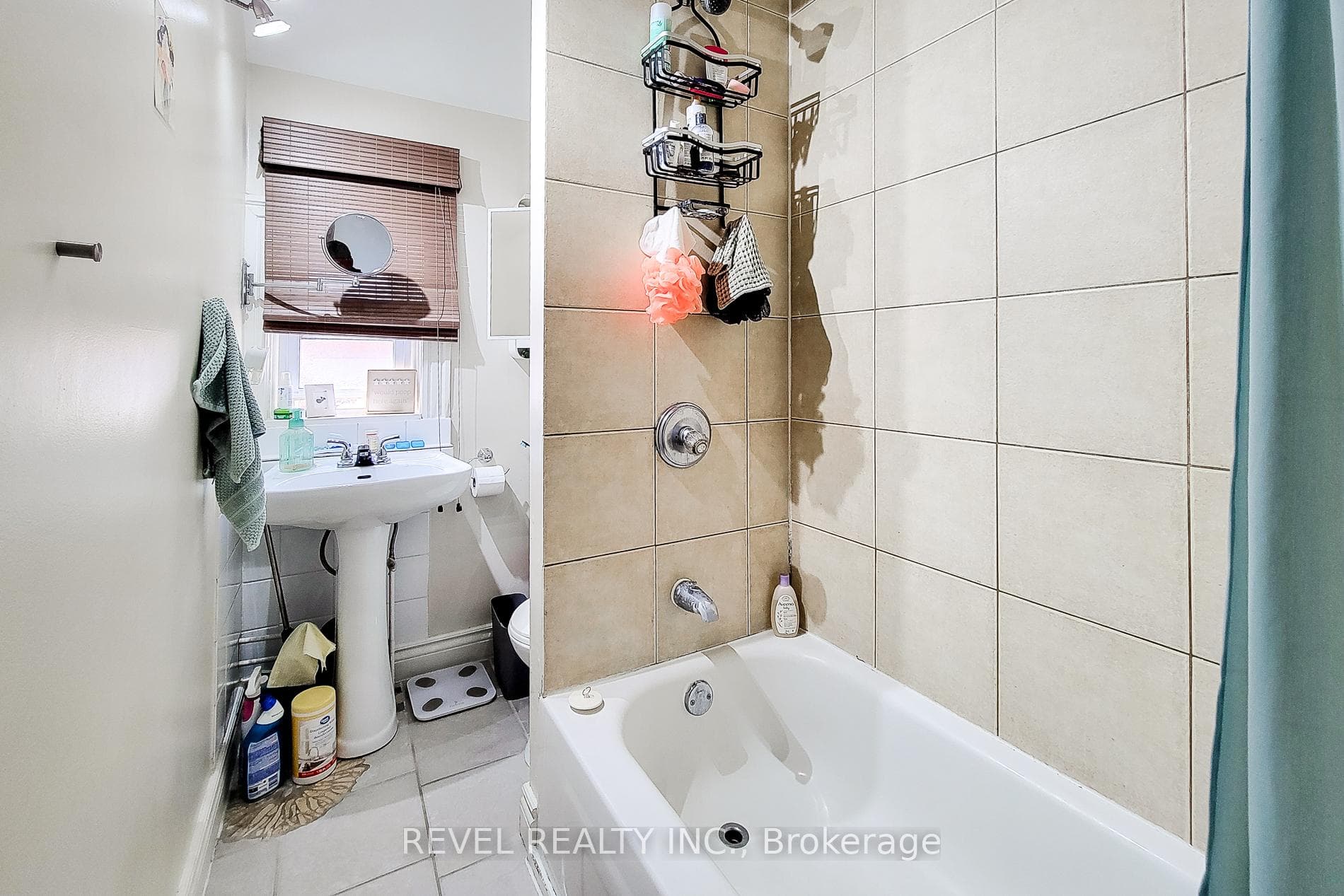 114 Tisdale Street photo 32