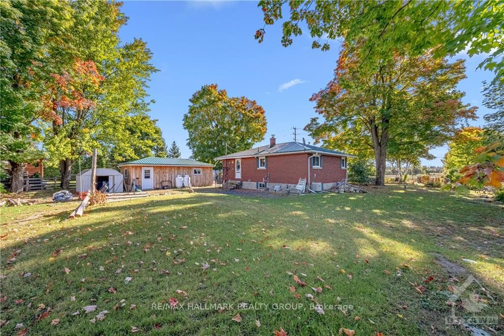 124 MAPLEWOOD Avenue photo 27
