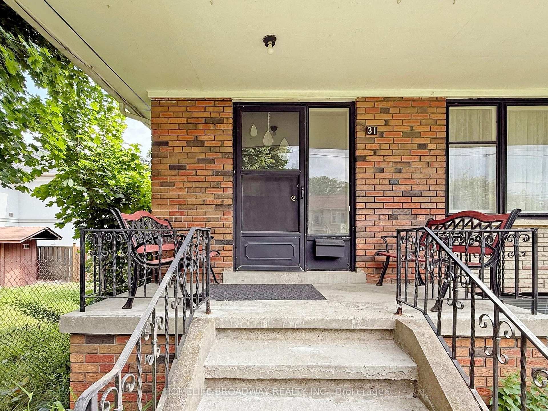 31 Northwood Drive photo 4