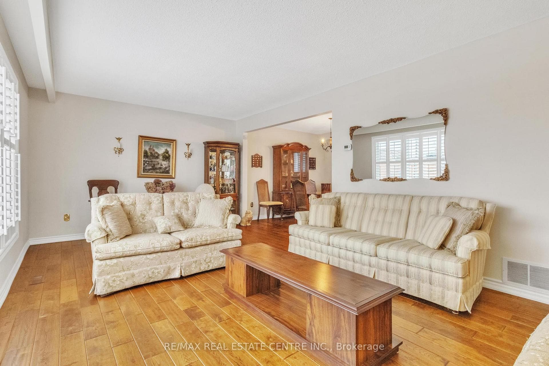 19 Meadowland Gate photo 9