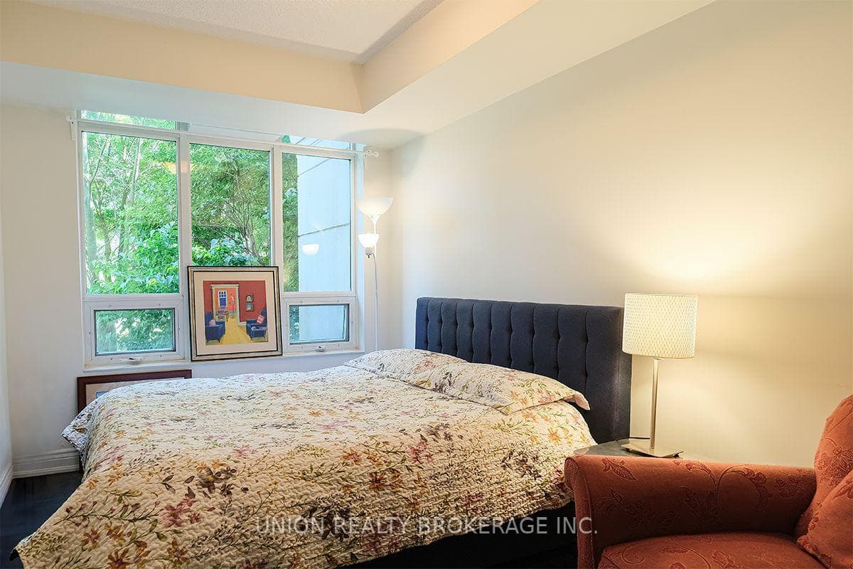 18 William Carson Crescent Unit 217 photo 22