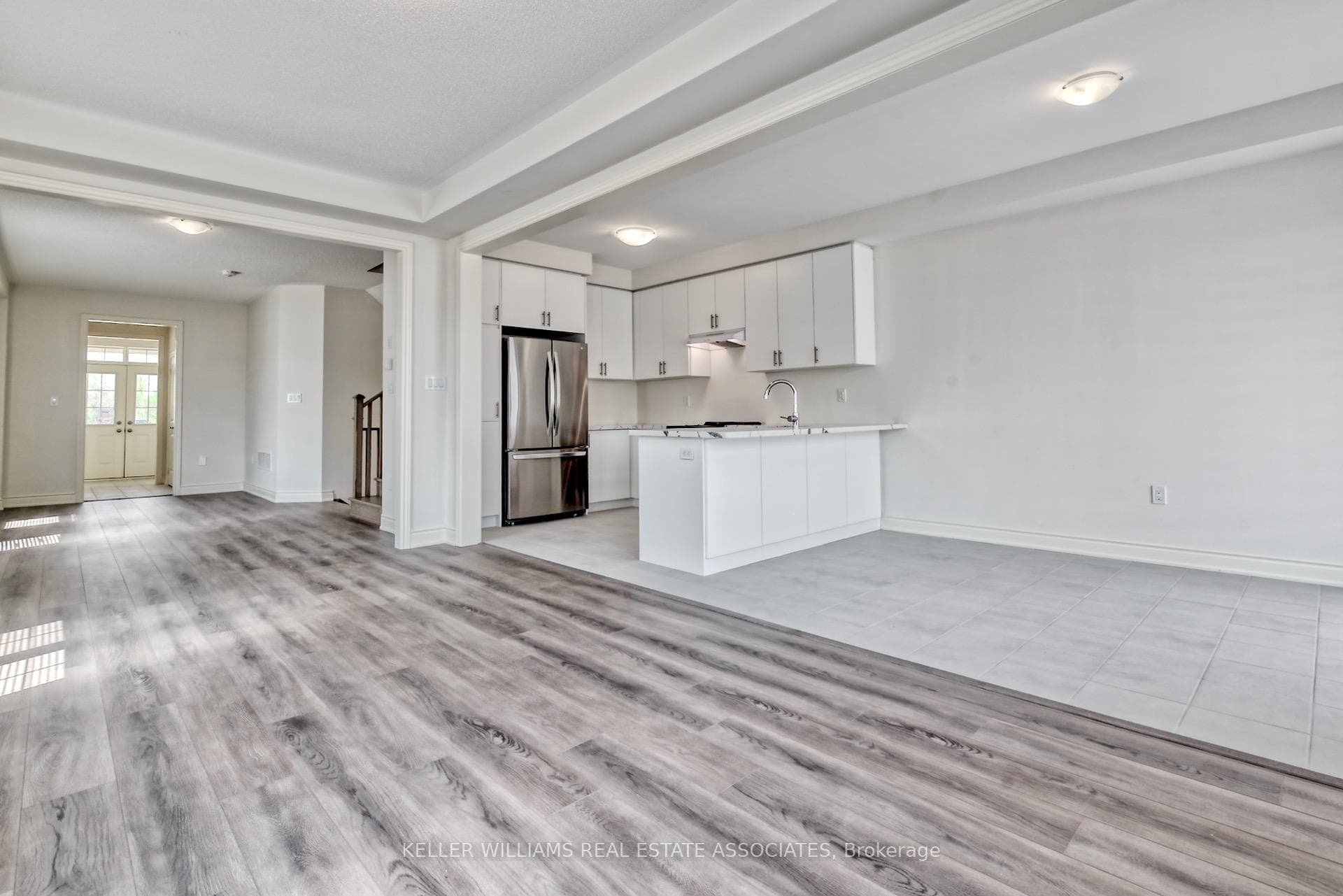 34 ATTWATER Drive photo 16