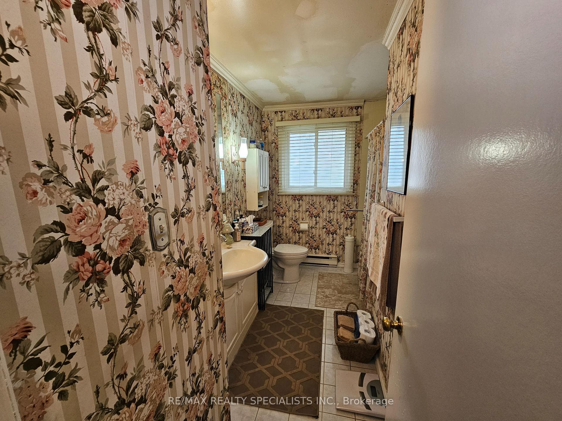 914 JANETTE Street photo 24