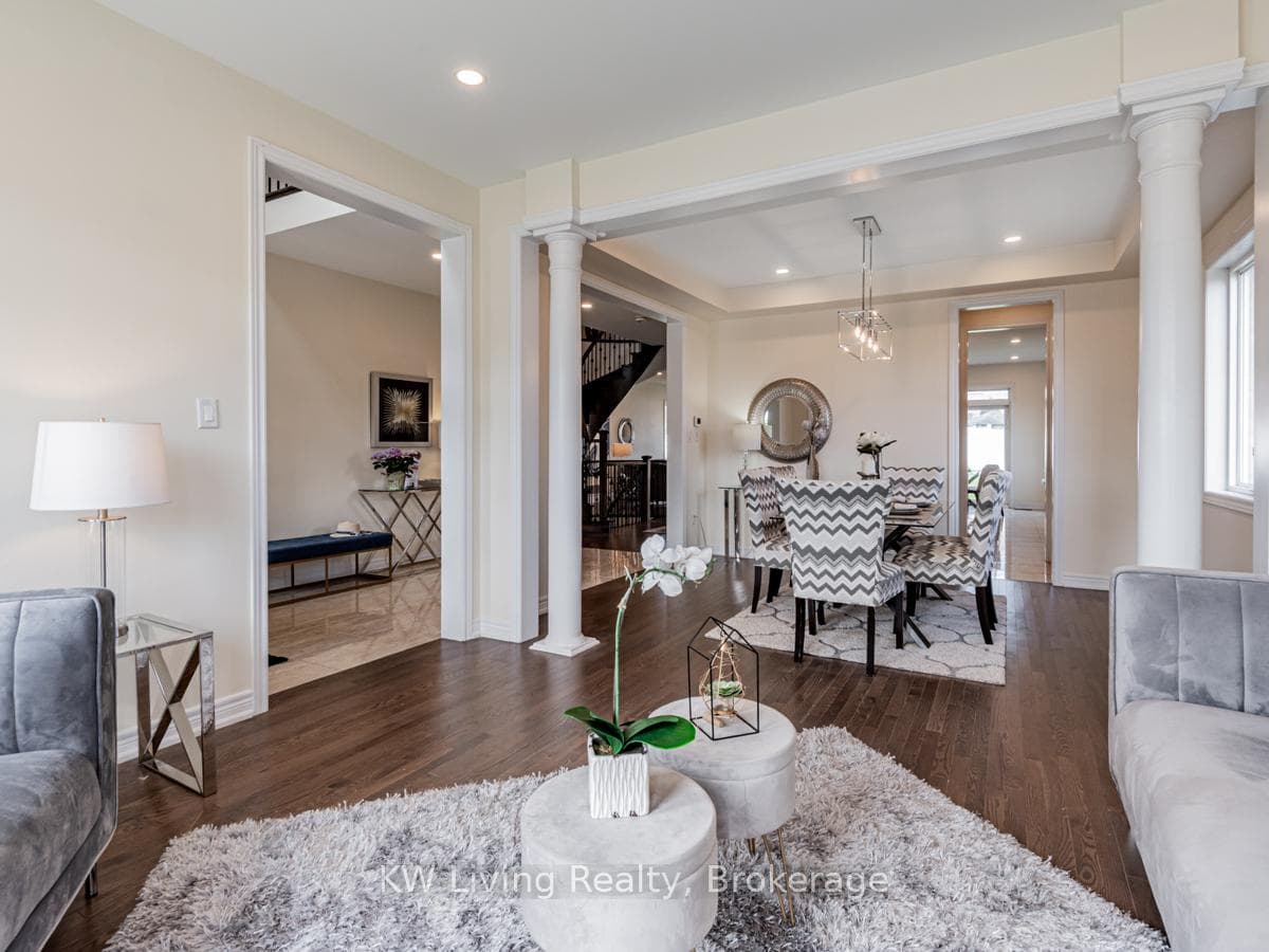 127 Copeland Crescent photo 9