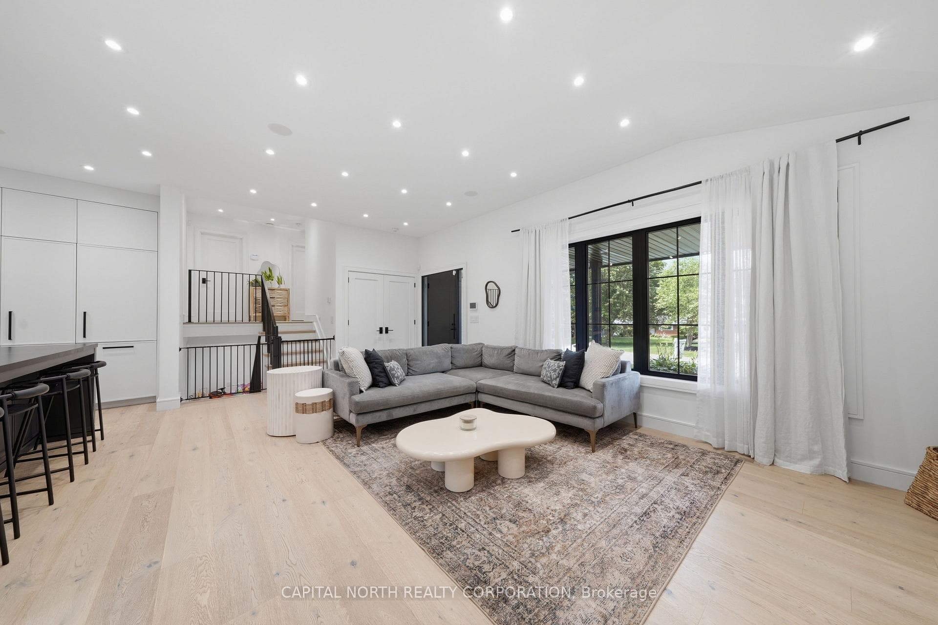 111 Norman Drive photo 6