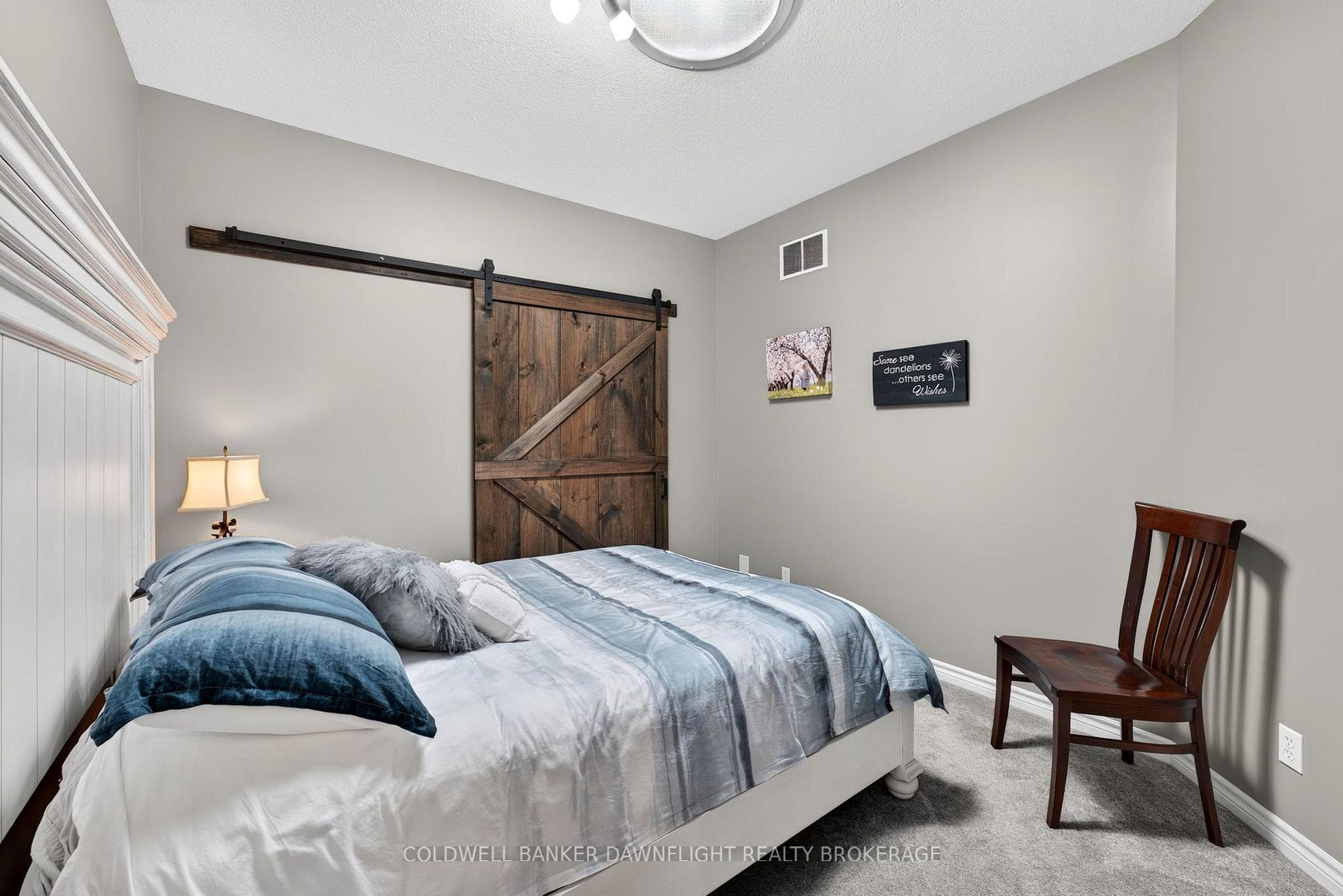 51 Snider Crescent photo 16