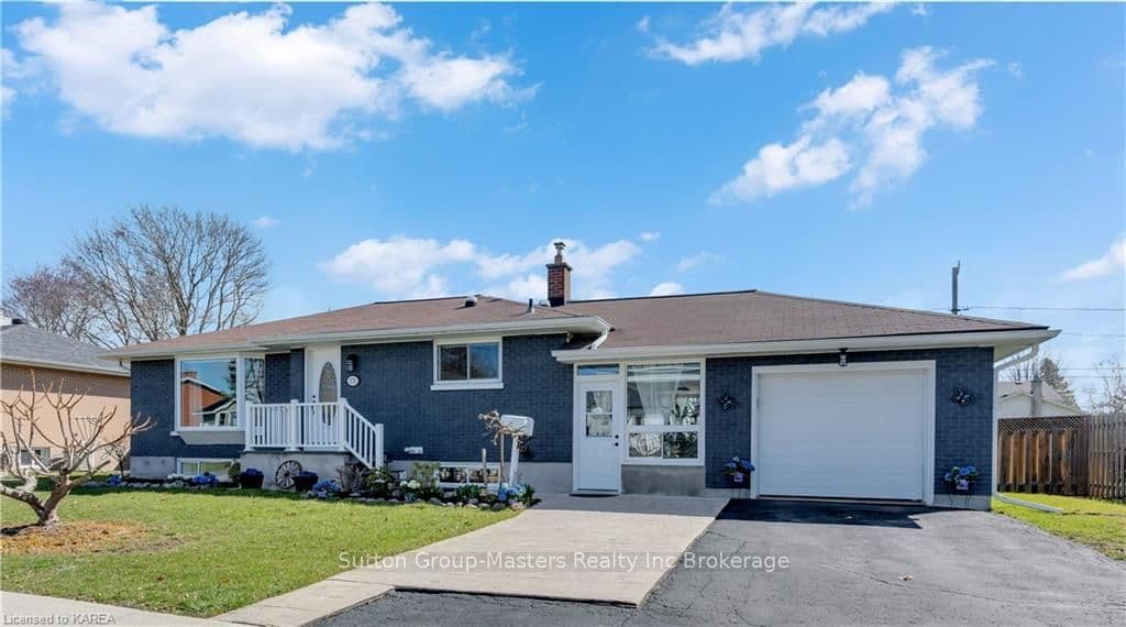 175 ELIZABETH Drive photo 1