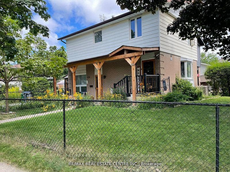 54 Archdekin Drive photo 6