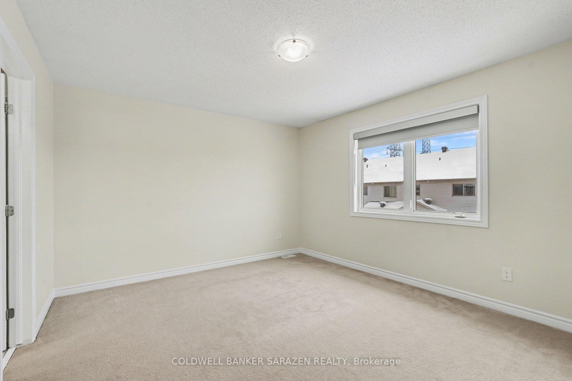 622 Moorpark Avenue photo 8