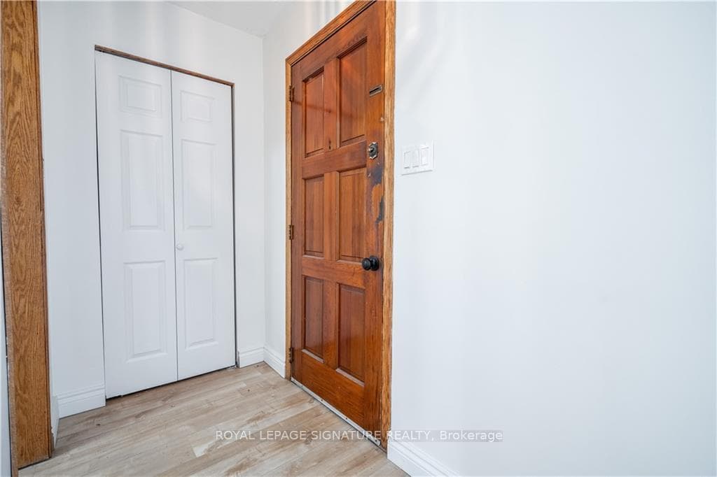 205 Bonaventure Drive photo 3