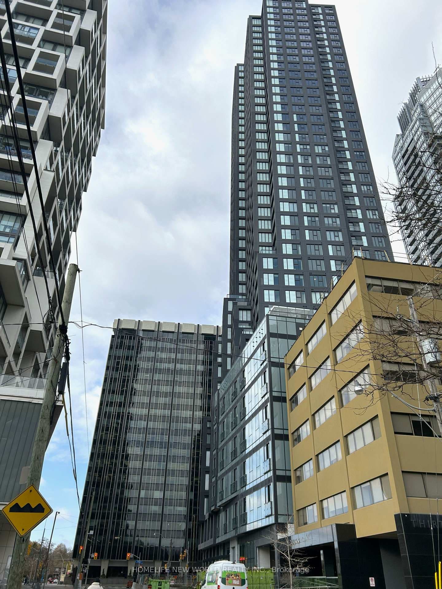 20 Soudan Avenue Unit 3211 photo 14