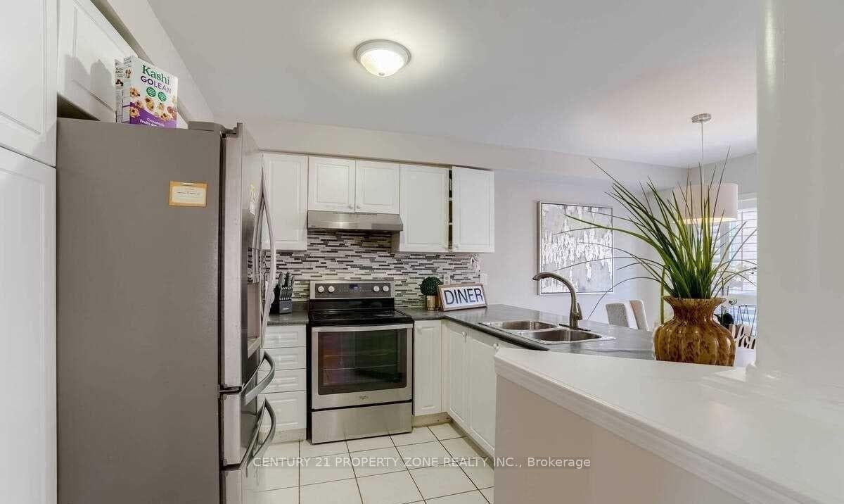 70 Kalahari Road photo 12