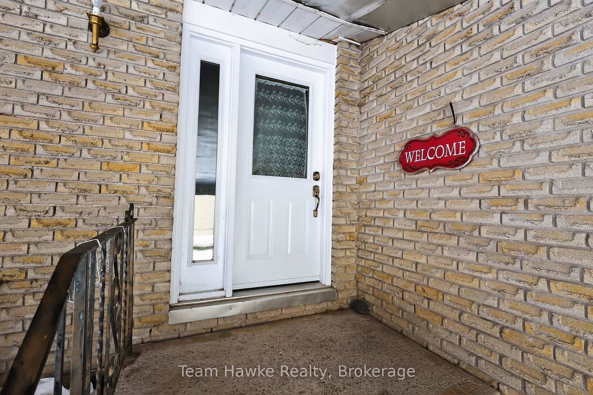 575 Simcoe Avenue photo 3
