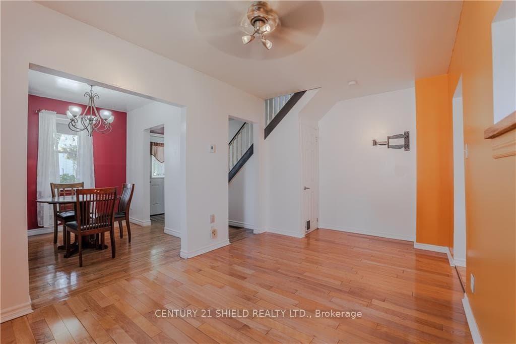 437 6TH Street photo 12