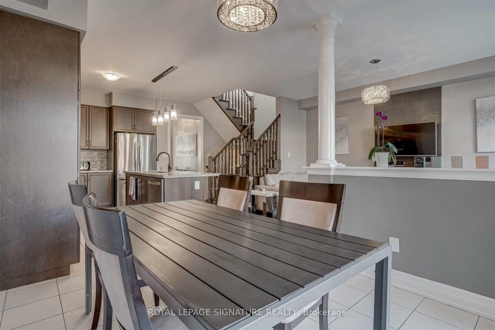 132 Alex Campbell Crescent photo 11