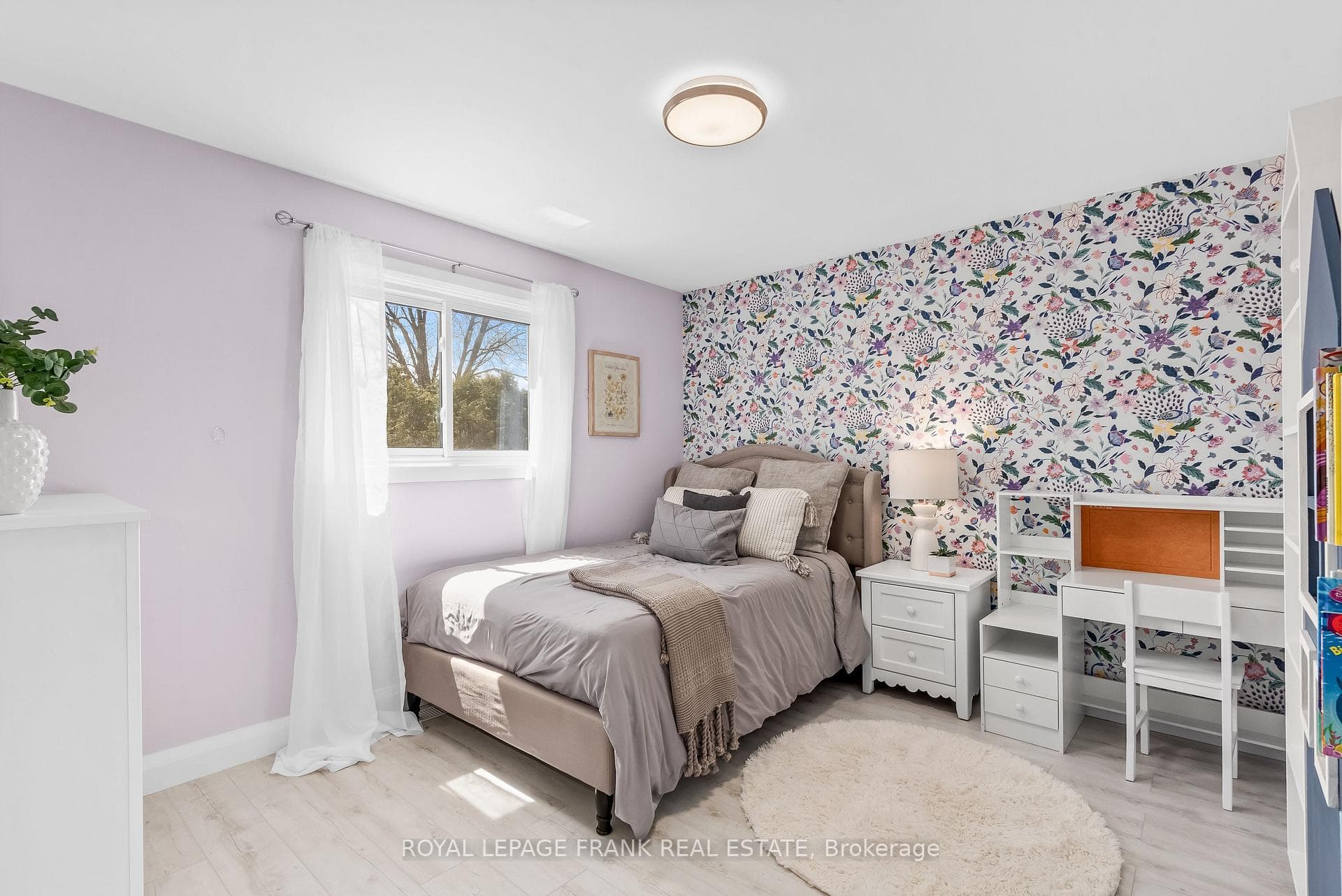 1760 Scugog Street photo 22