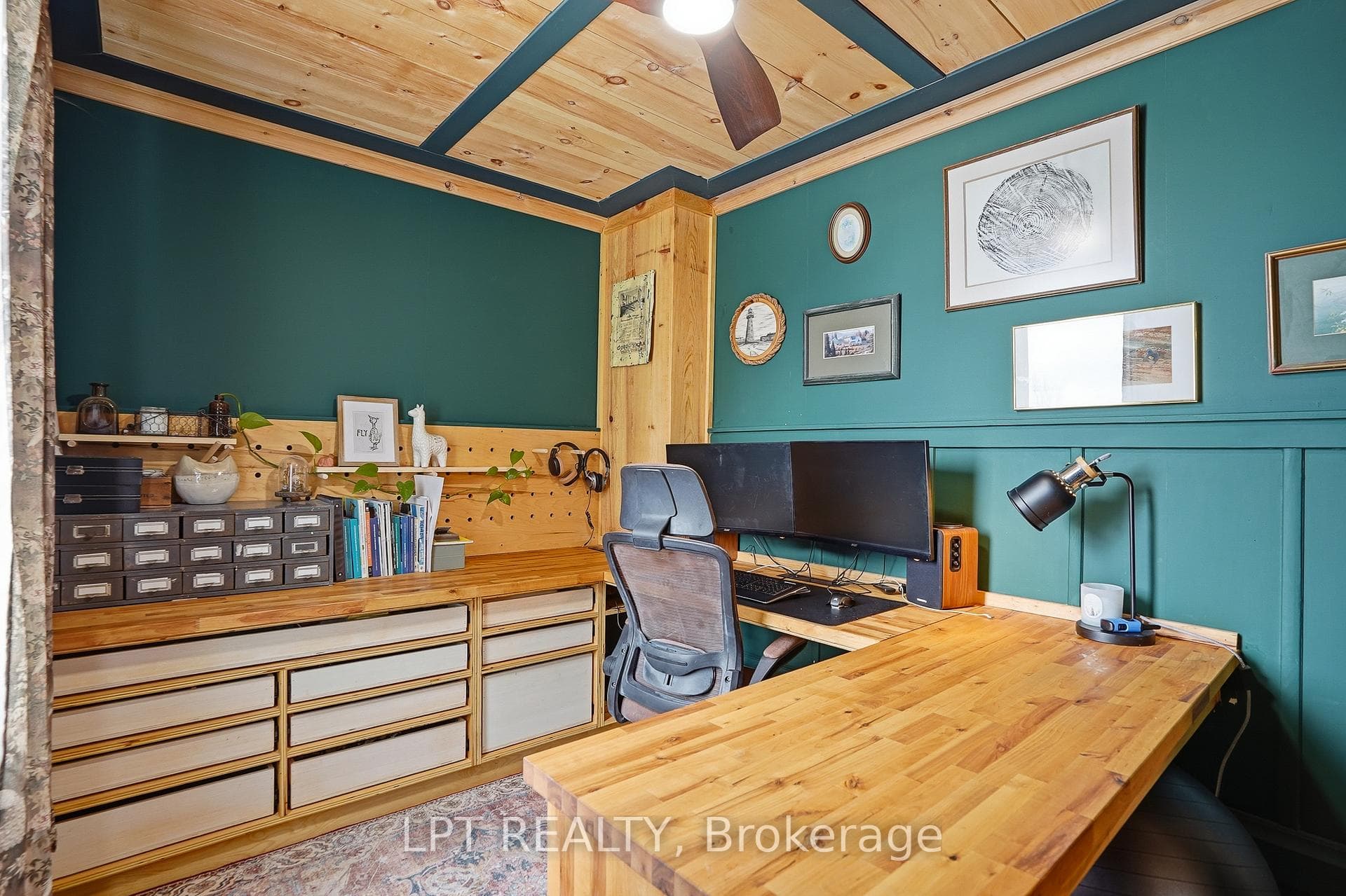 21630 Laggan-Glenelg Road photo 20