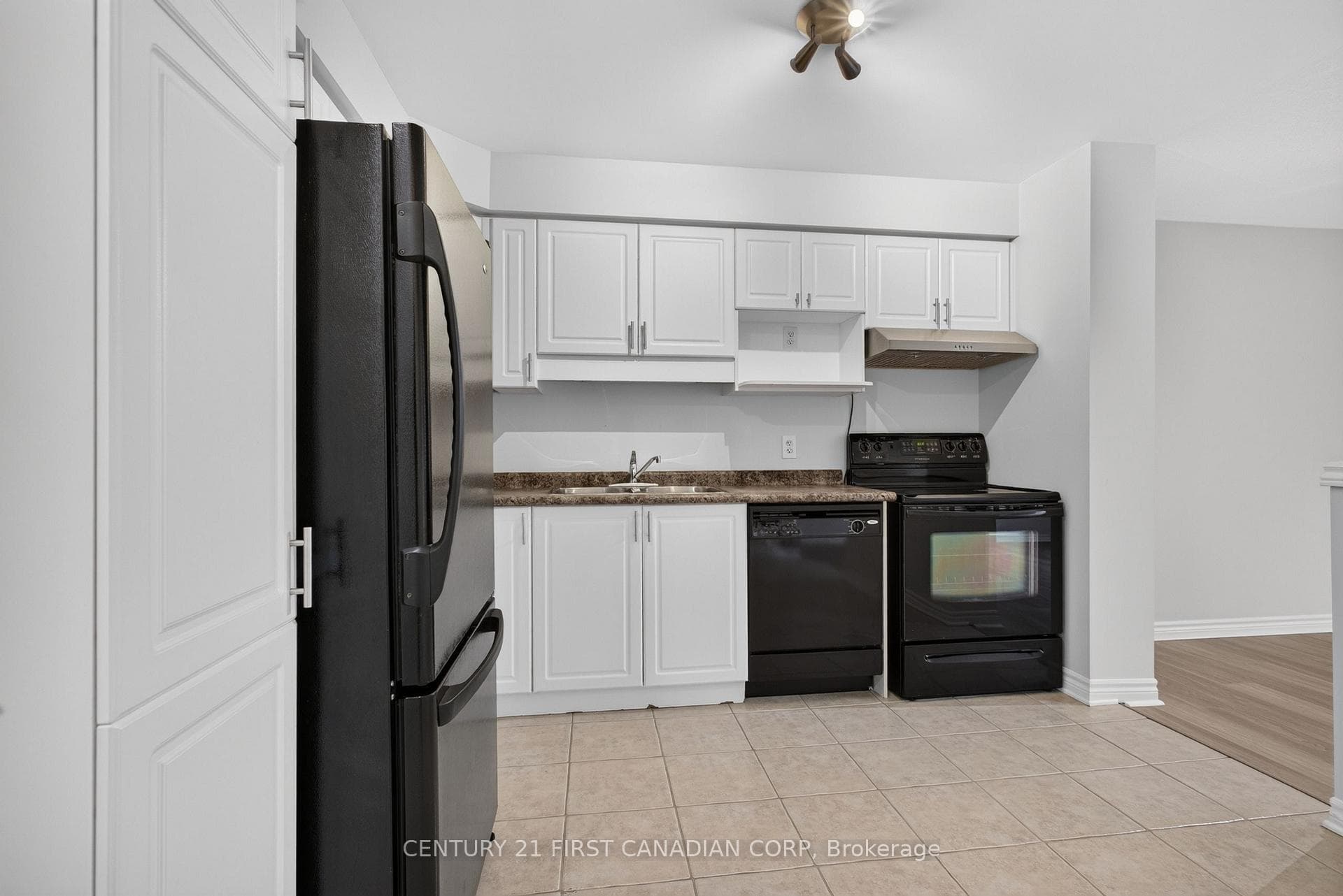 1059 Whetherfield Street Unit 7 photo 11