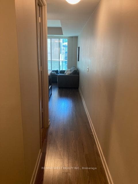 377 Madison Avenue Unit 601 photo 3