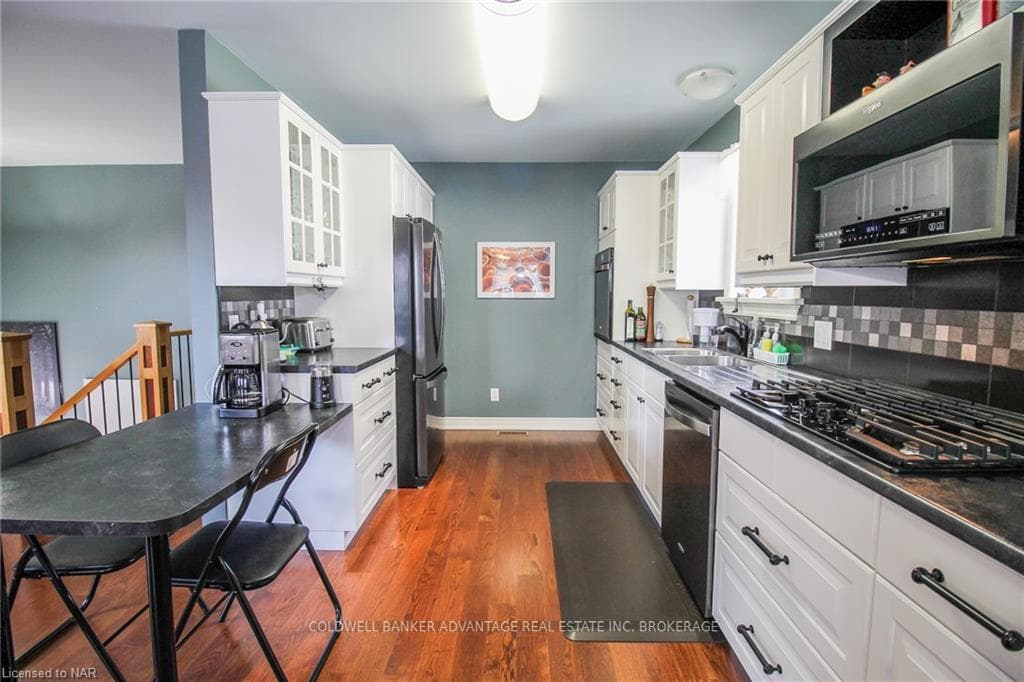 80 JOHNSTON Street photo 15