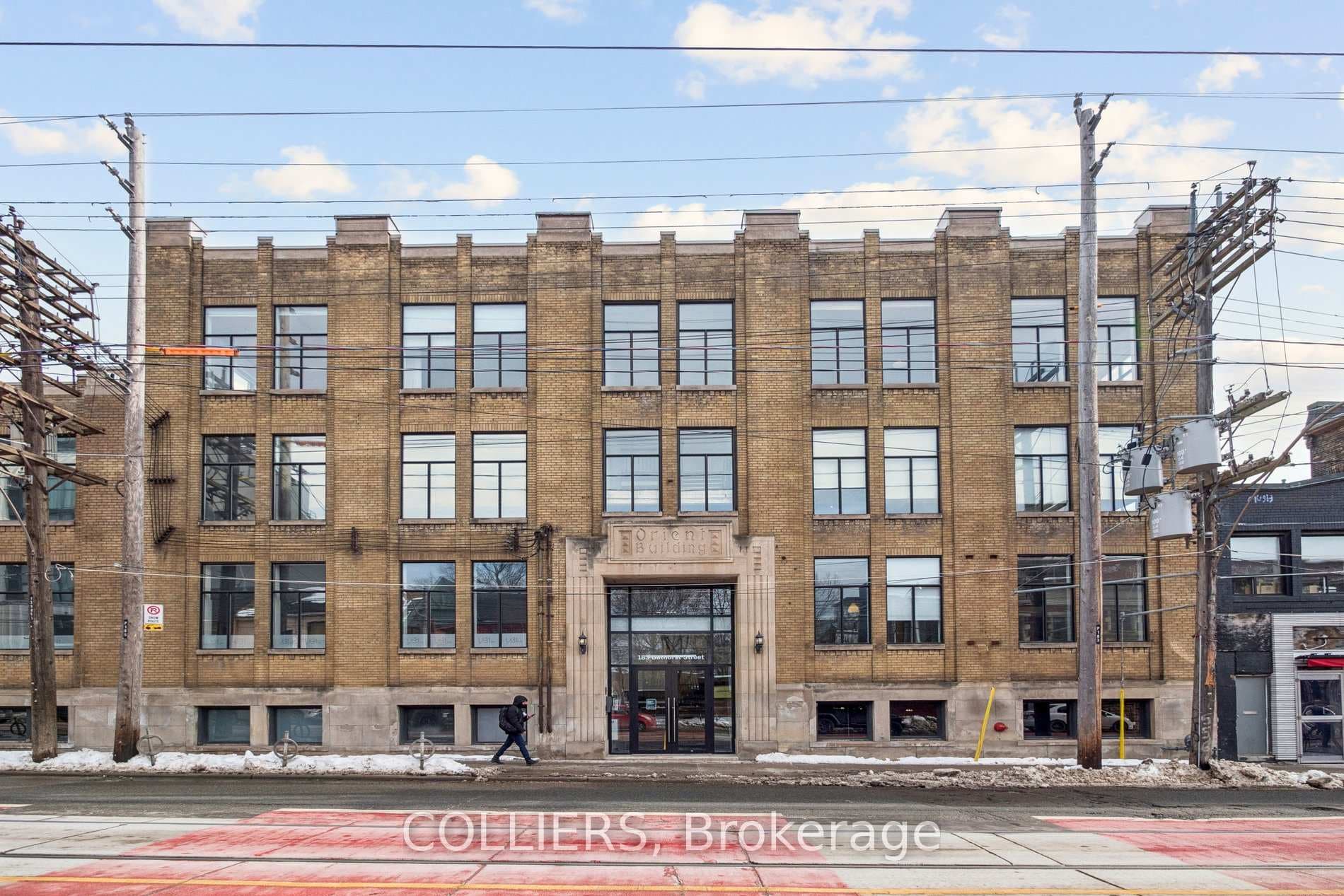 183 Bathurst Street Unit 401 photo 1