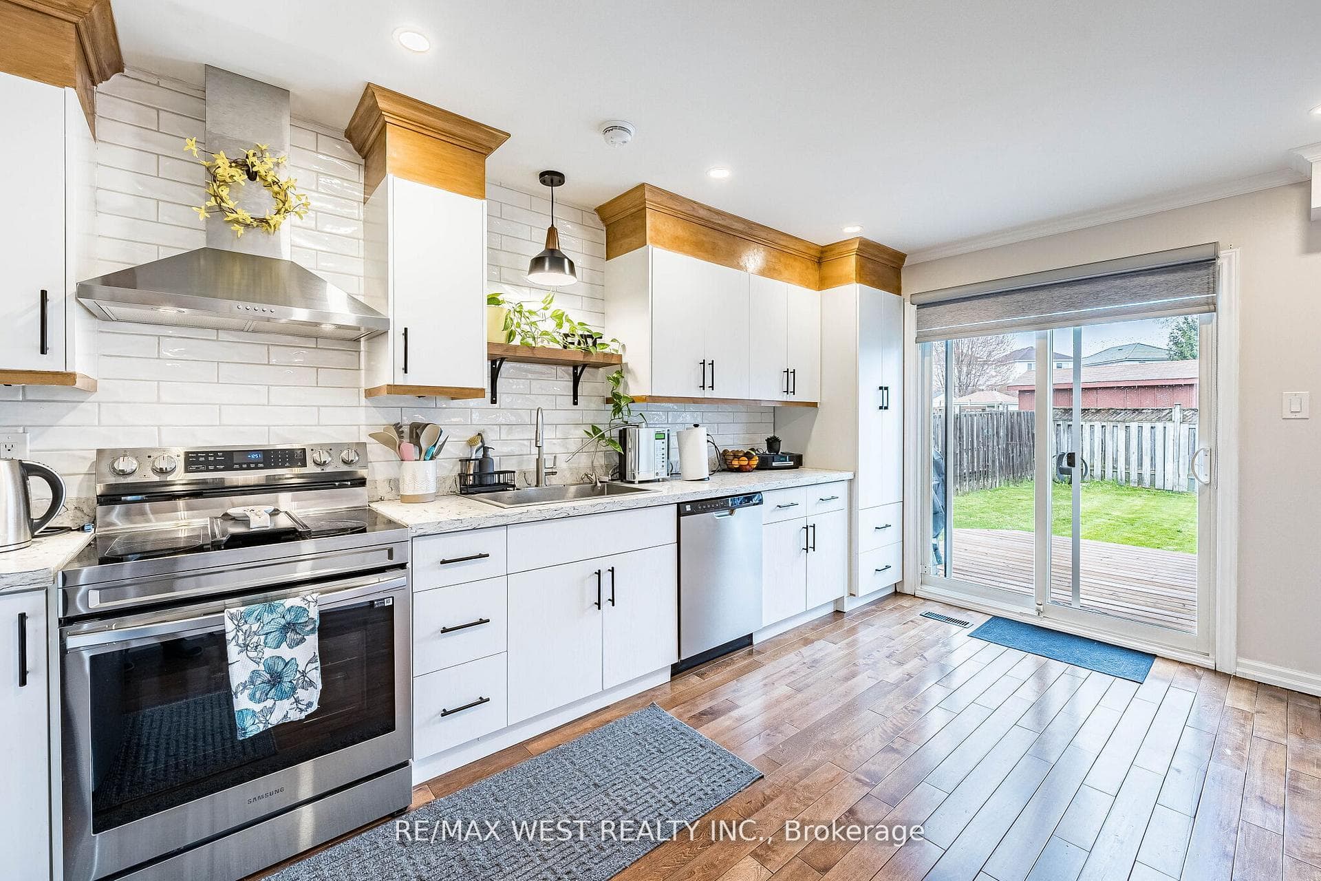 5 Moir Crescent photo 14