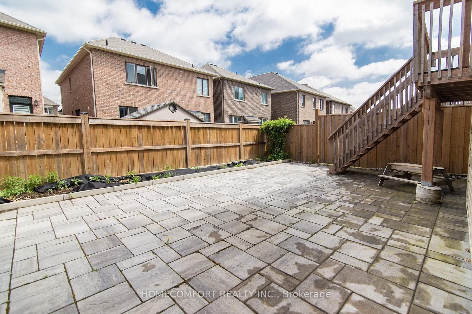 20 Ness Drive photo 17