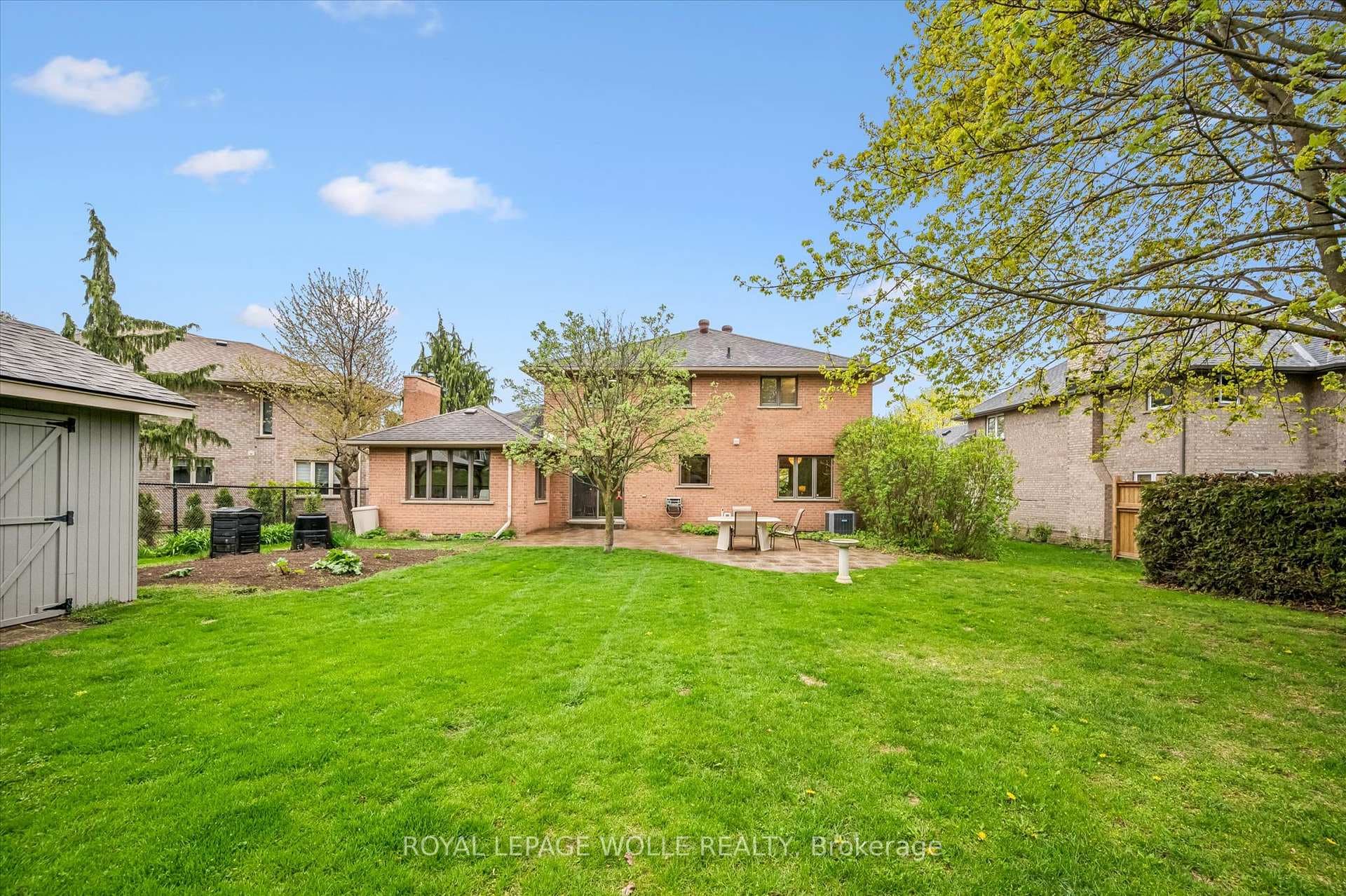 82 Corfield Drive photo 48