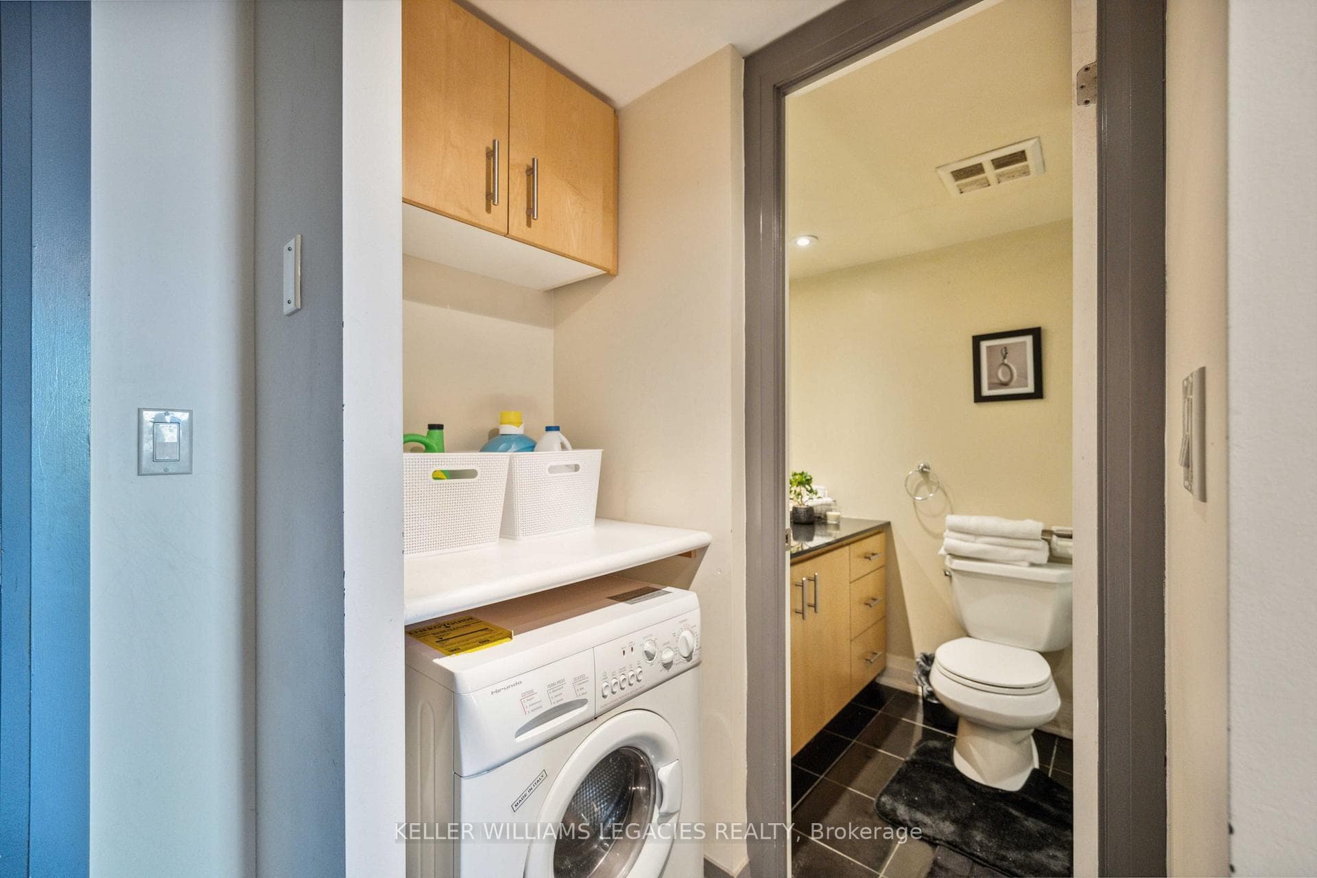2737 Keele Street Unit 821 photo 10