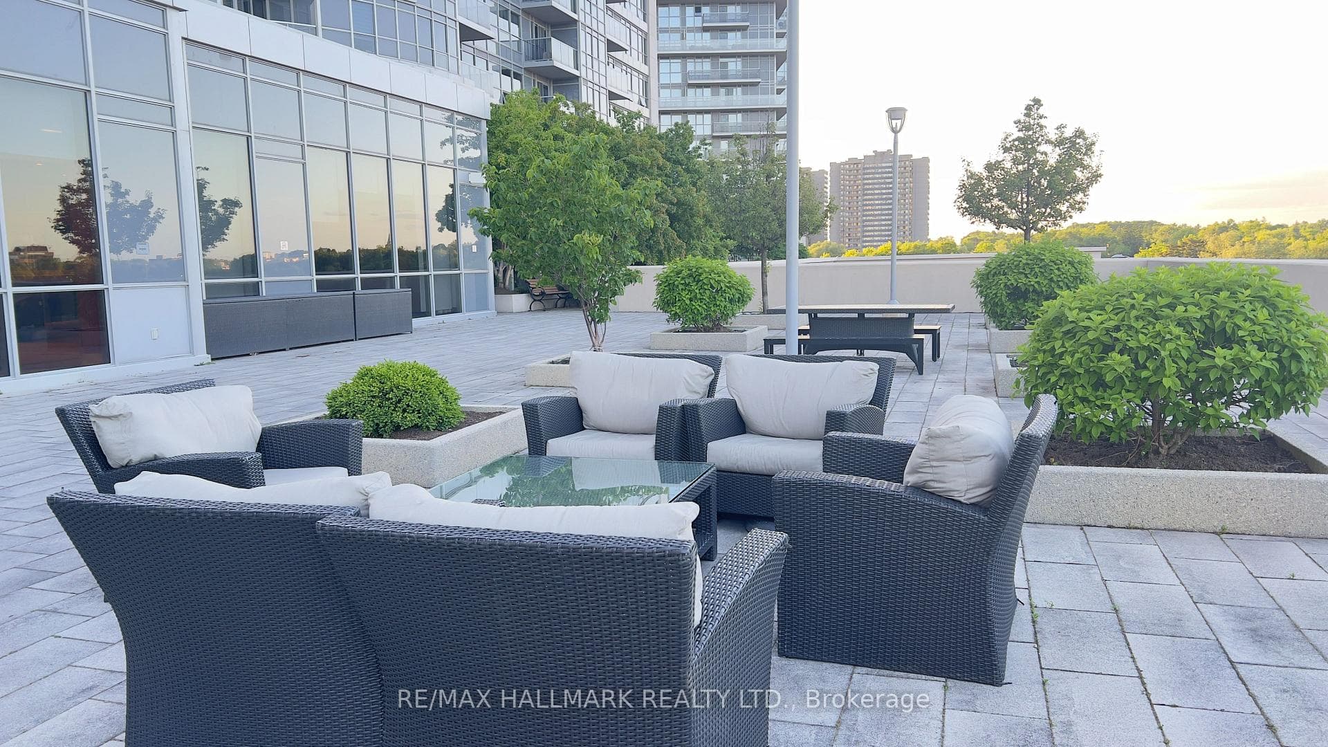 151 Village Green Square Unit 2904 photo 29