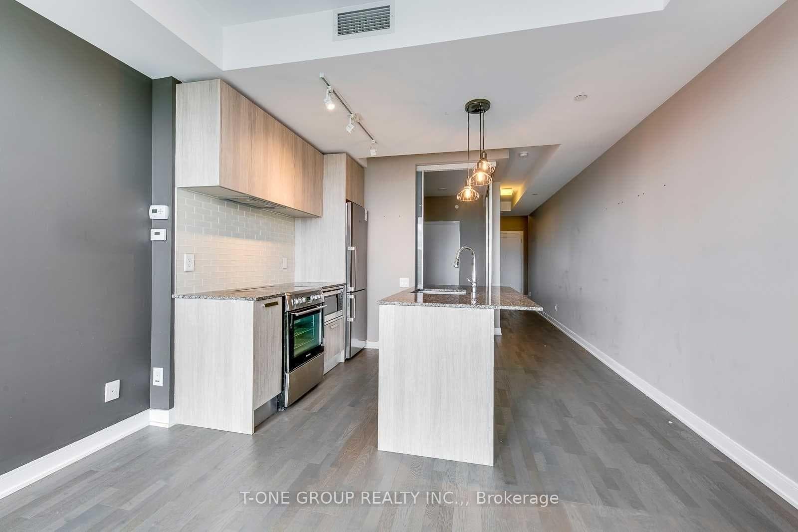 57 St Joseph Street Unit 1015 photo 6