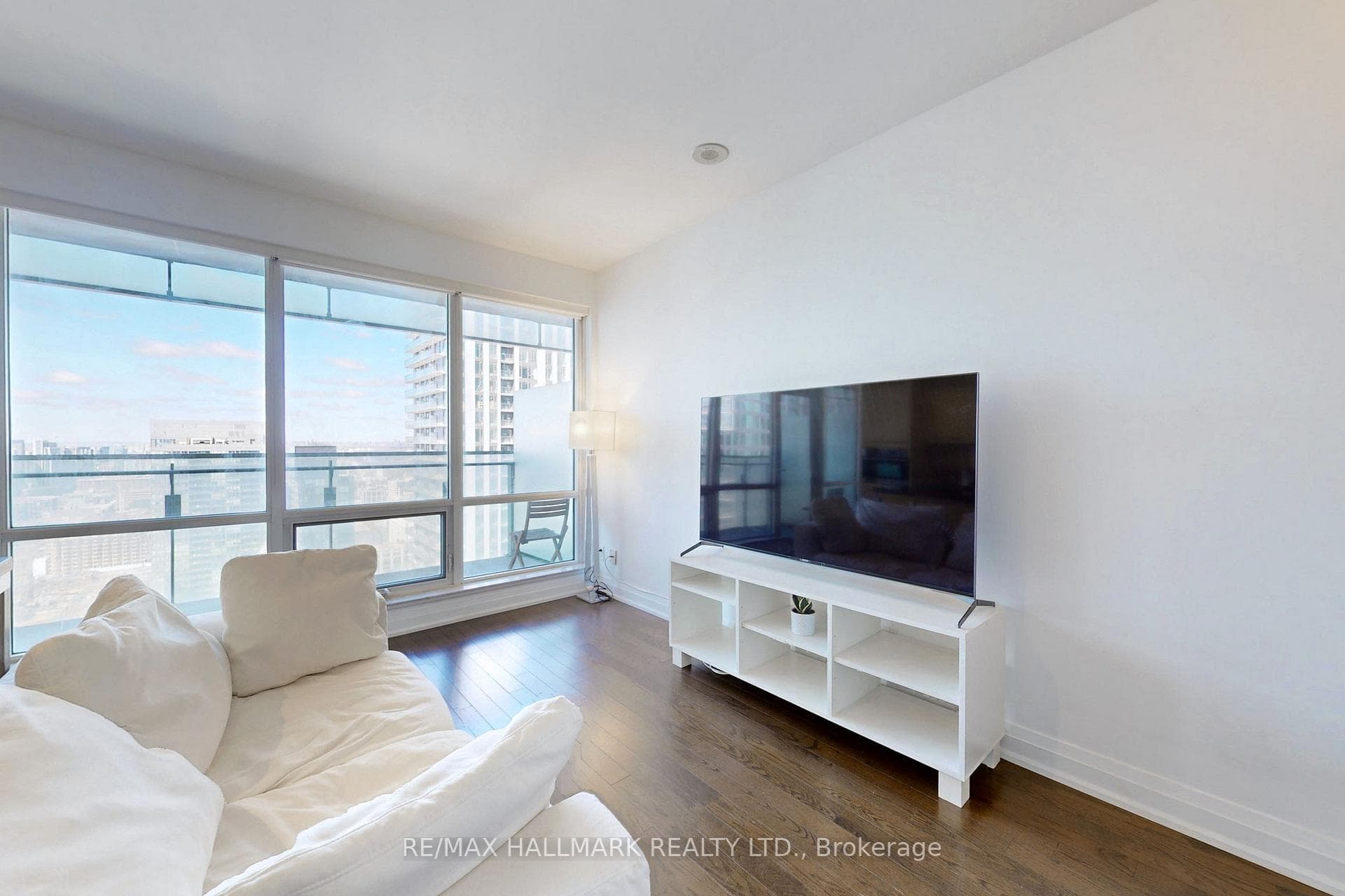 80 John Street Unit 3804 photo 11