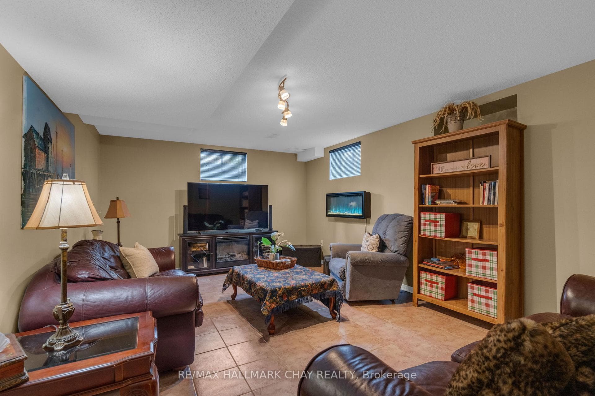 34 Crompton Drive photo 24