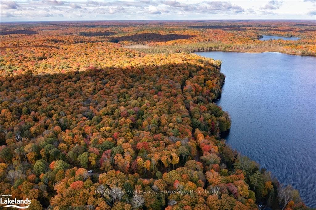 LOT 15 CON 12 SOUTH MENOMINEE LAKE Road photo 8