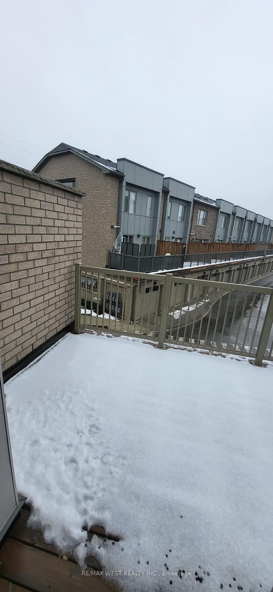 1525 Kingston Road Unit 606 photo 29