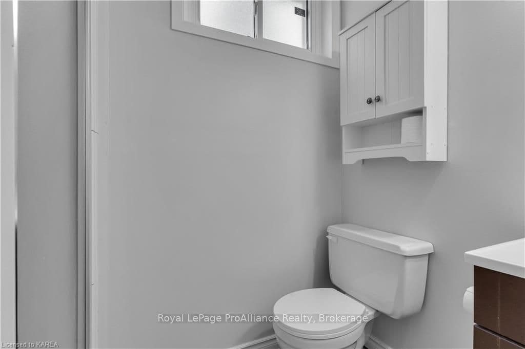 965 LINCOLN Drive photo 29