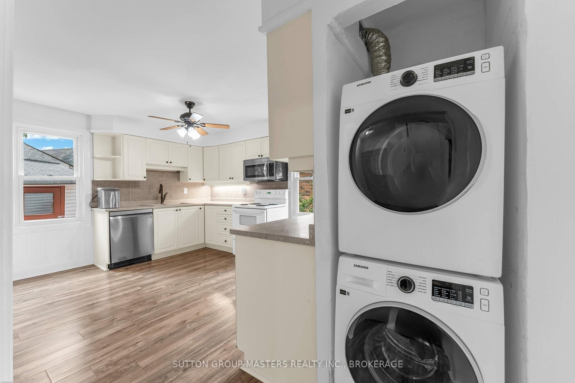 1062 Montreal Street photo 14