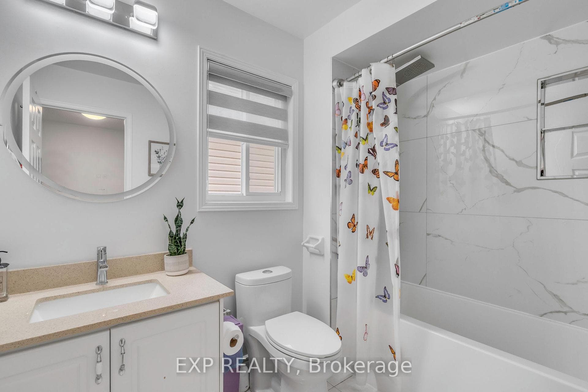 319 Powys Street photo 33