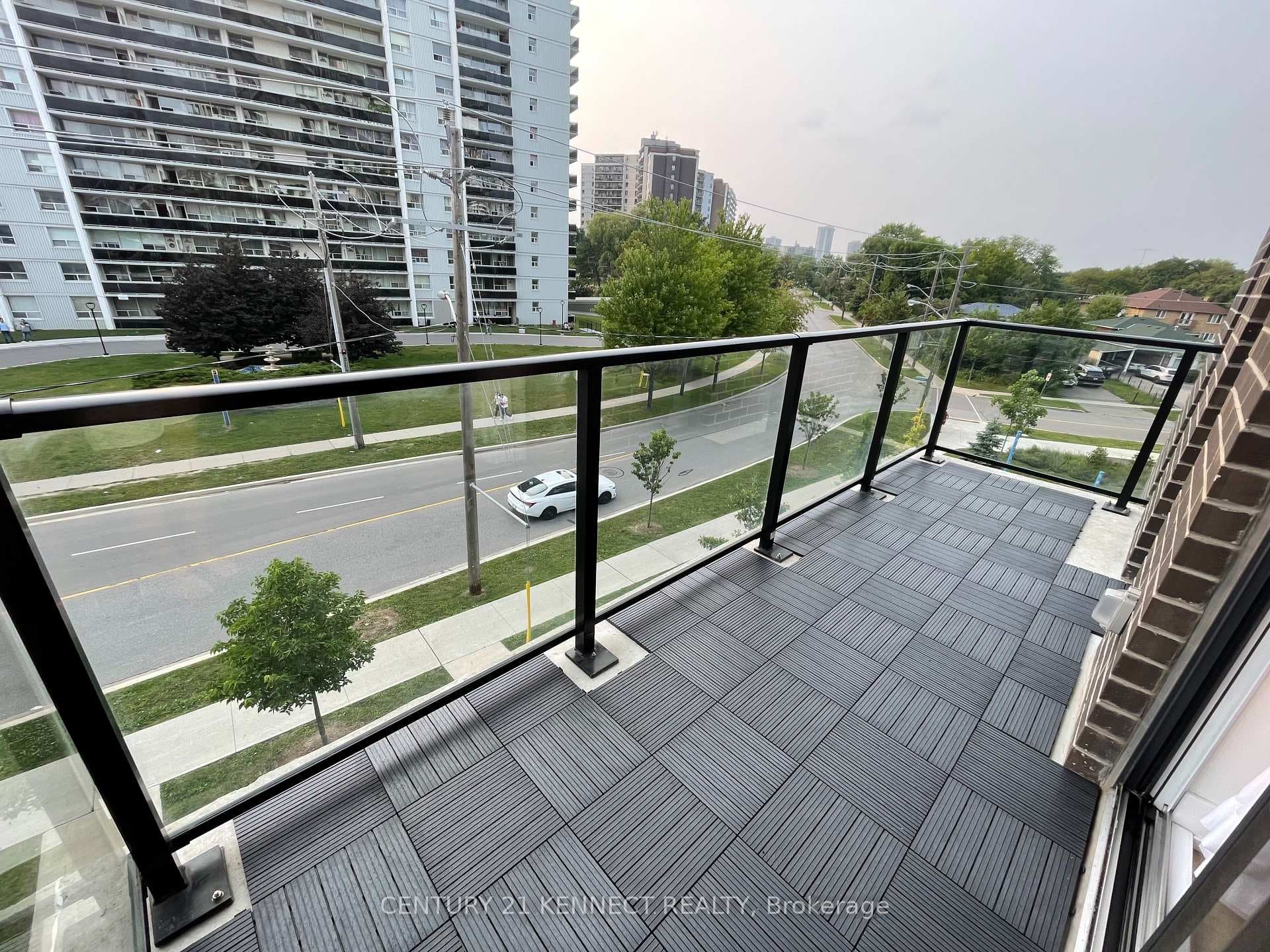 128 Fairview Mall Drive Unit 308 photo 5