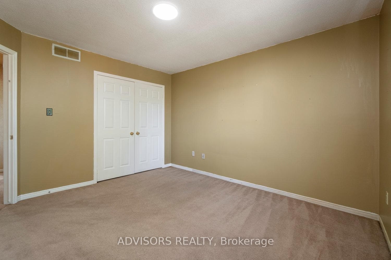 3428 Bristol Drive photo 25