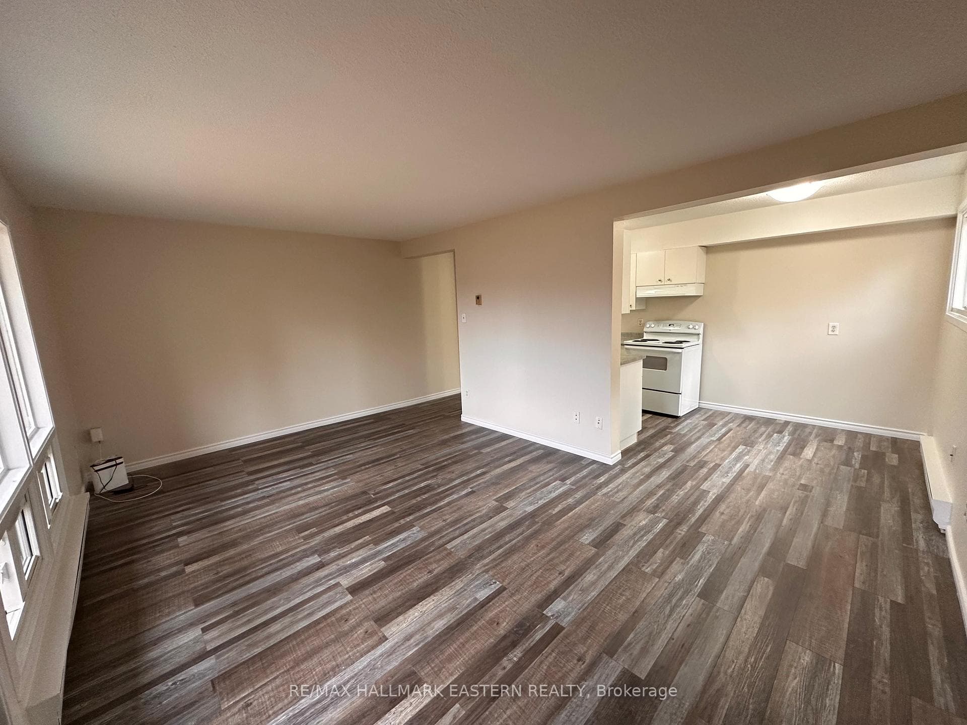 106 Lansdowne Street Unit 203 photo 5