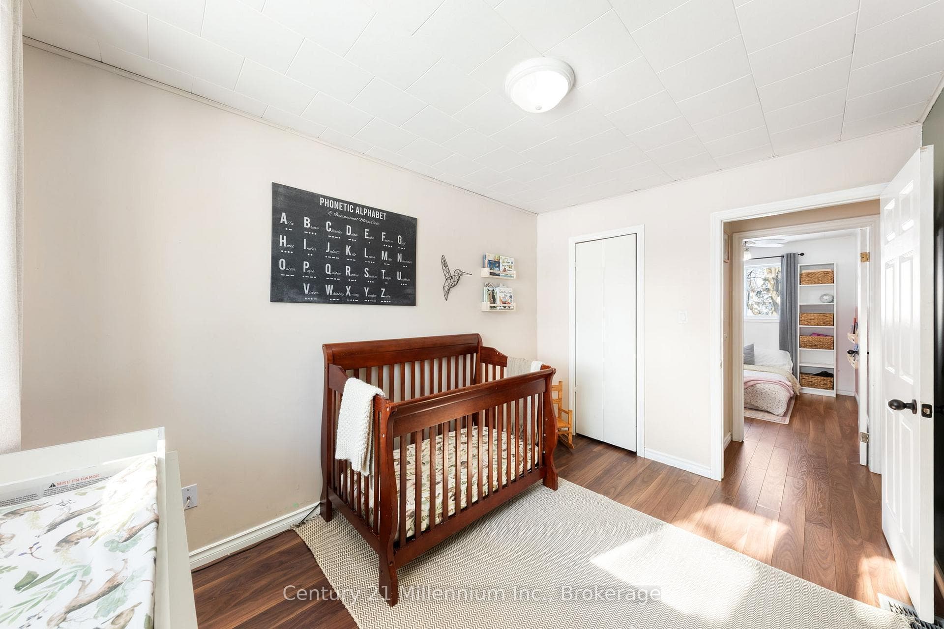 155 Artemesia Street photo 26