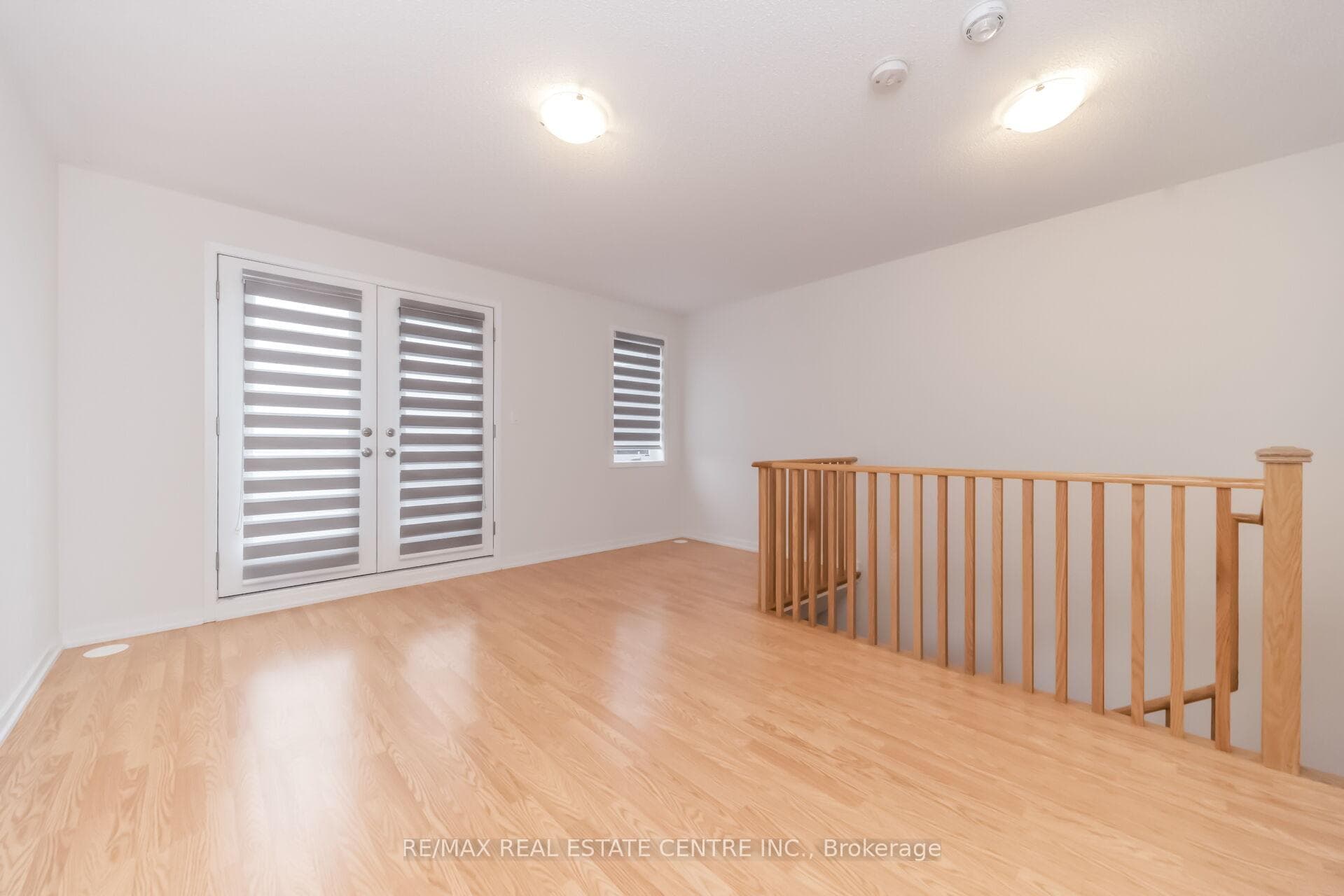 30 Lambert Lane photo 34