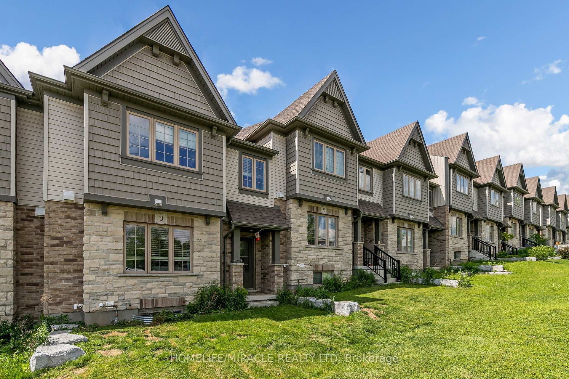 3 Jeffrey Drive photo 4