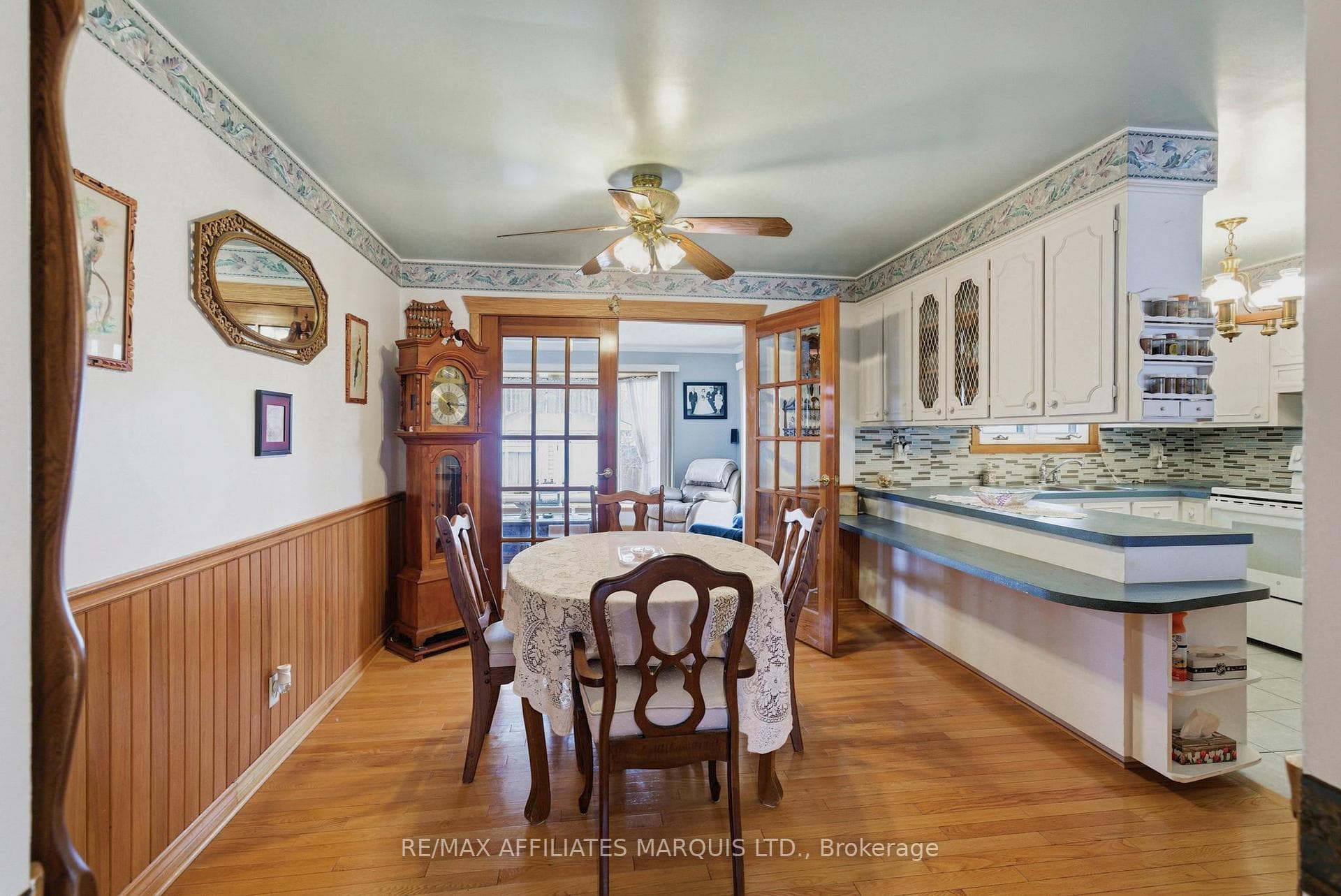 1212 Brodeur Street photo 14