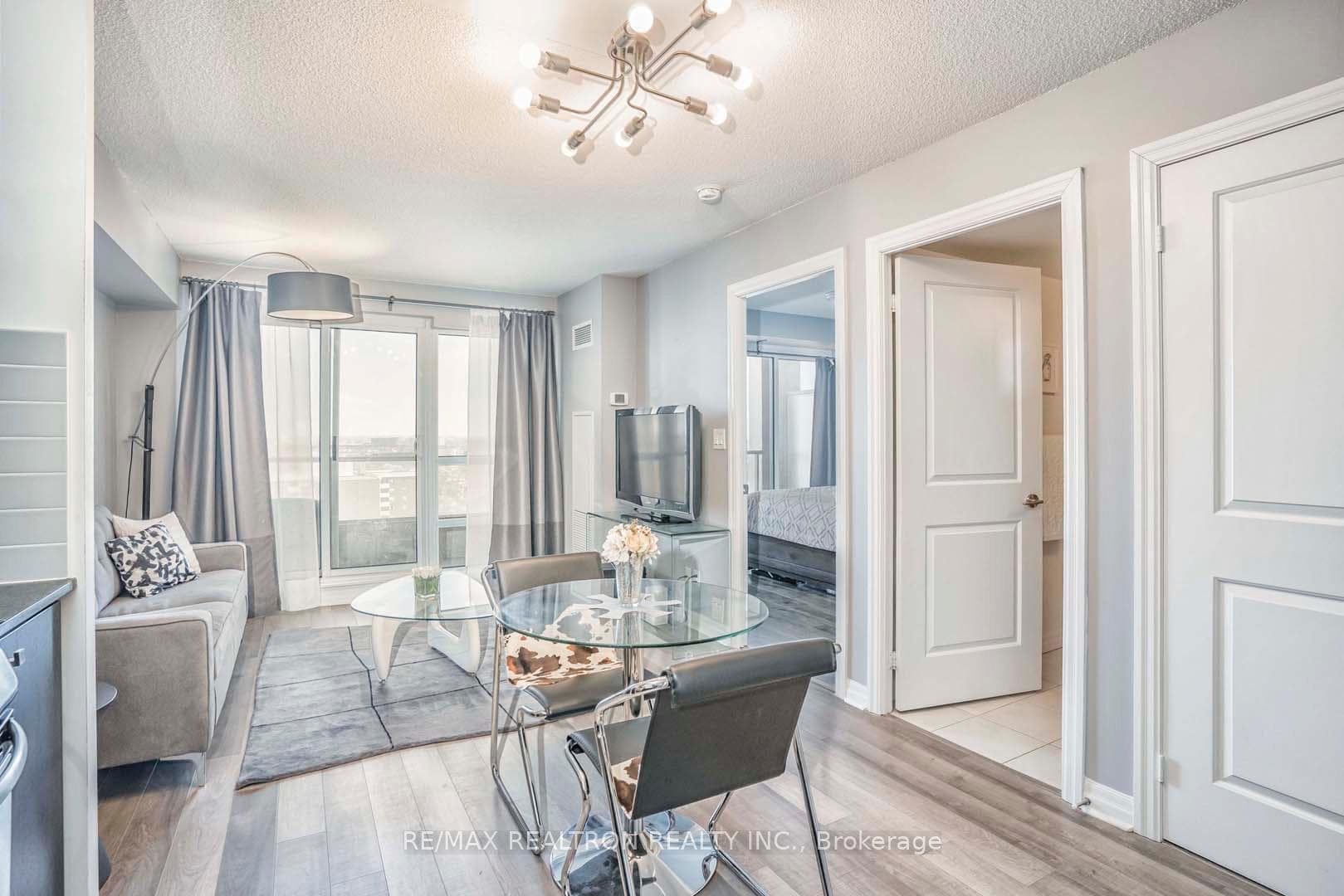 2015 Sheppard Avenue Unit 2506 photo 2